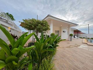 Casa en venta de 3 habitaciones en Bang Saray, Pattaya