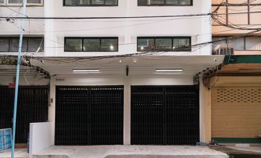 For sale studio townhouse in Bang Rak, Bangkok