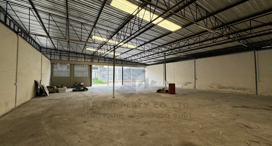 For rent warehouse in Khan Na Yao, Bangkok