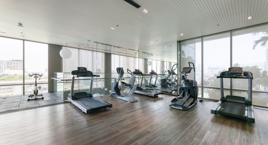For sale 1 bed condo in Thon Buri, Bangkok