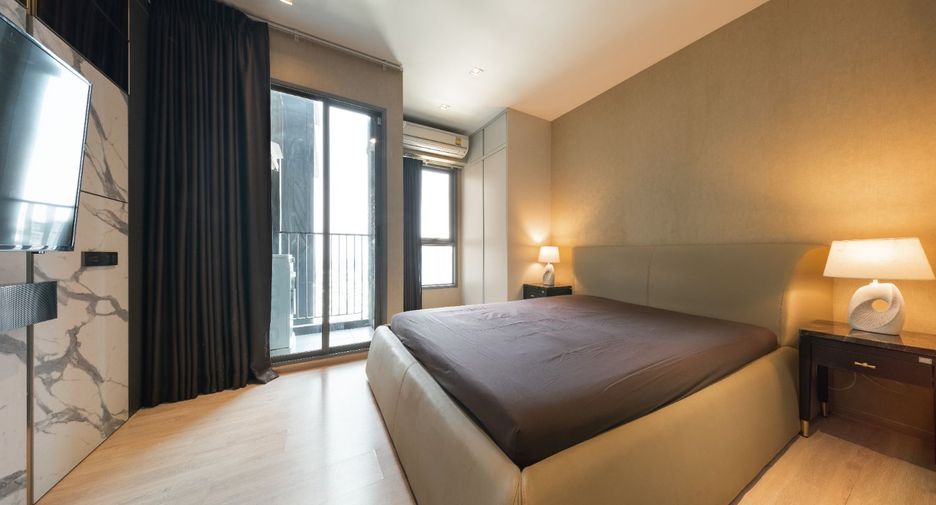 For sale 1 bed condo in Thon Buri, Bangkok