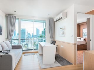 For sale 1 bed condo in Bang Rak, Bangkok