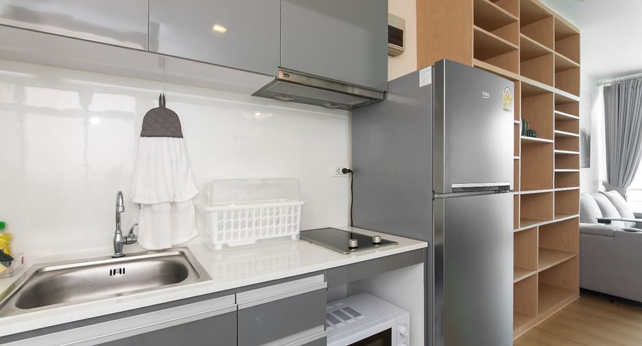 For sale 1 bed condo in Bang Rak, Bangkok