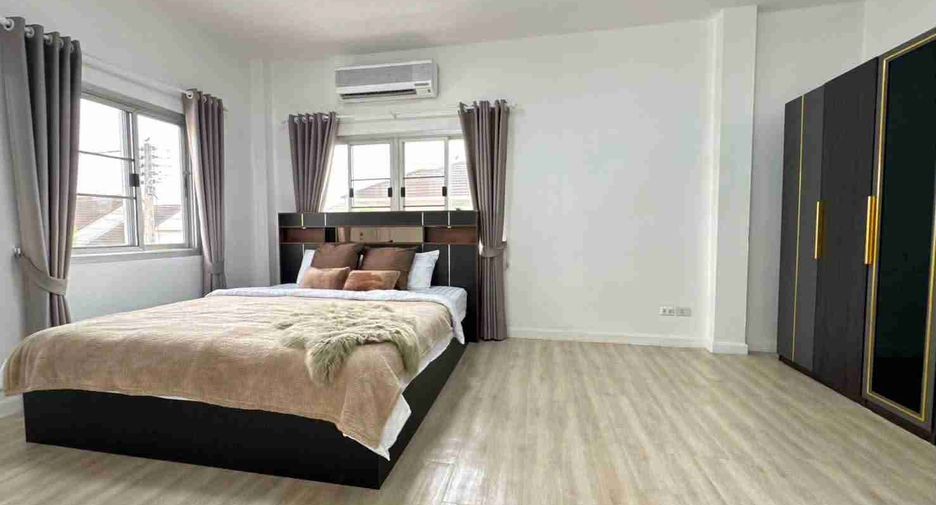 For rent 4 bedrooms house in San Sai, Chiang Mai