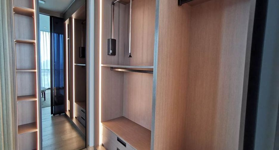 Wohnung zur Miete mit 2 Zimmer in Watthana, Bangkok