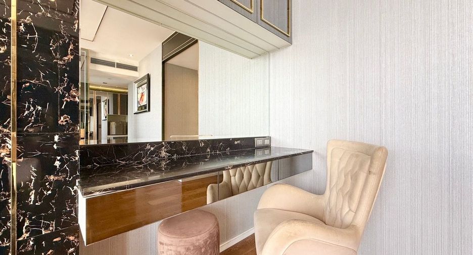 For rent and for sale 1 bed condo in Sathon, Bangkok