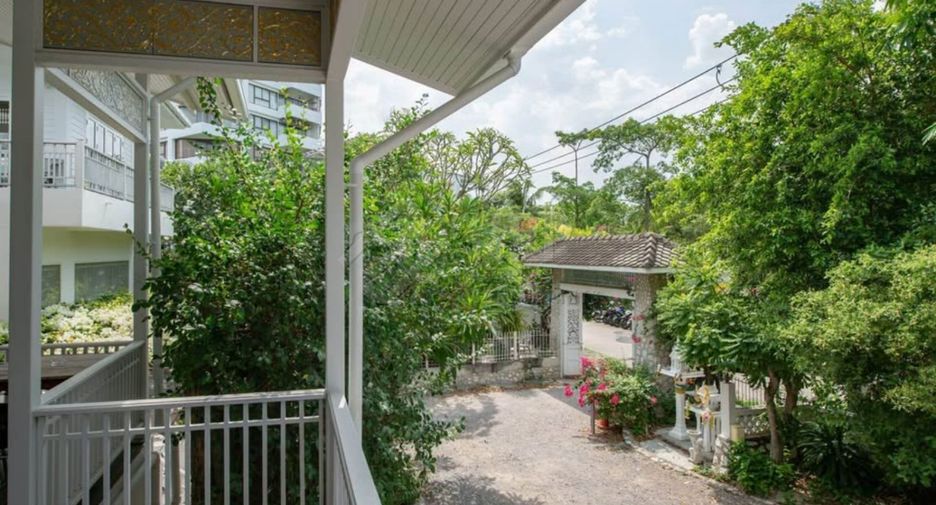 For rent 4 bedrooms house in Hua Hin, Prachuap Khiri Khan