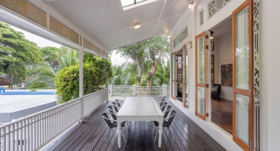 For rent 4 bedrooms house in Hua Hin, Prachuap Khiri Khan