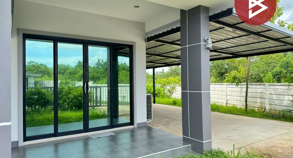 For sale 3 bedrooms house in Mueang Chanthaburi, Chanthaburi