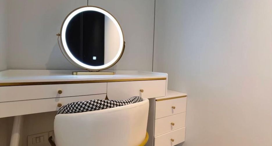 Wohnung zur Miete mit 2 Zimmer in Sathon, Bangkok