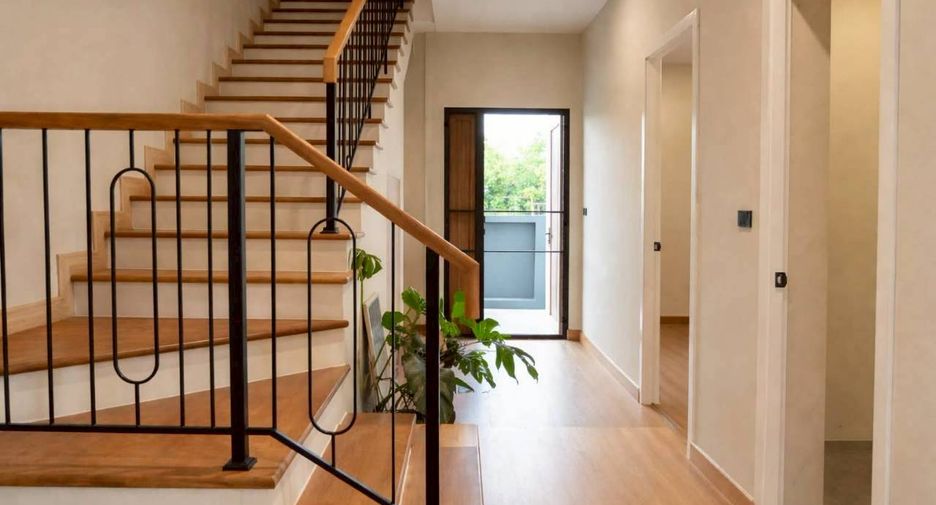 À vendre 6 chambres villa à Hang Dong, Chiang Mai