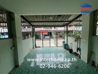 For sale 2 bedrooms townhouse in Thawi Watthana, Bangkok