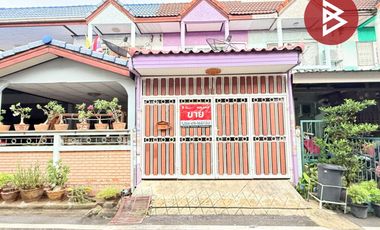 À vendre 2 chambres maison de ville à Sam Phran, Nakhon Pathom