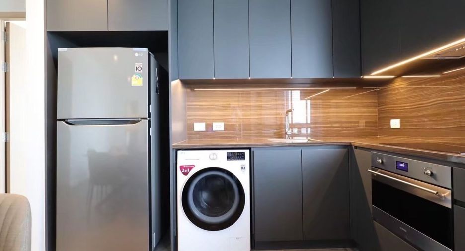 For rent 2 ベッドルーム condo in Sathon, Bangkok