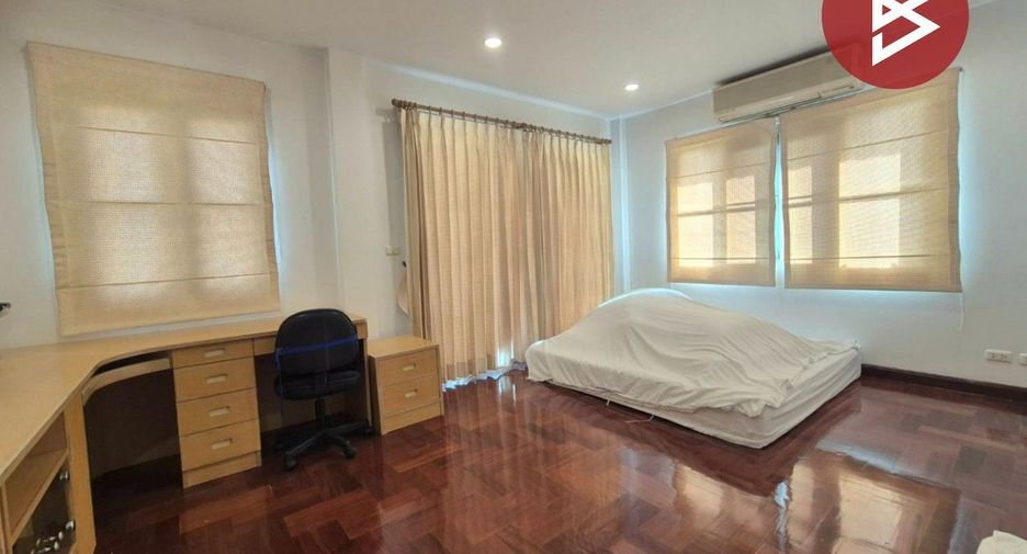 For sale 3 bedrooms house in Bang Bon, Bangkok