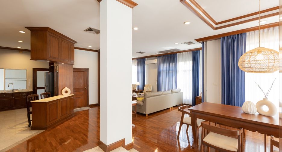 À vendre 7 chambres villa à Mueang Chiang Mai, Chiang Mai