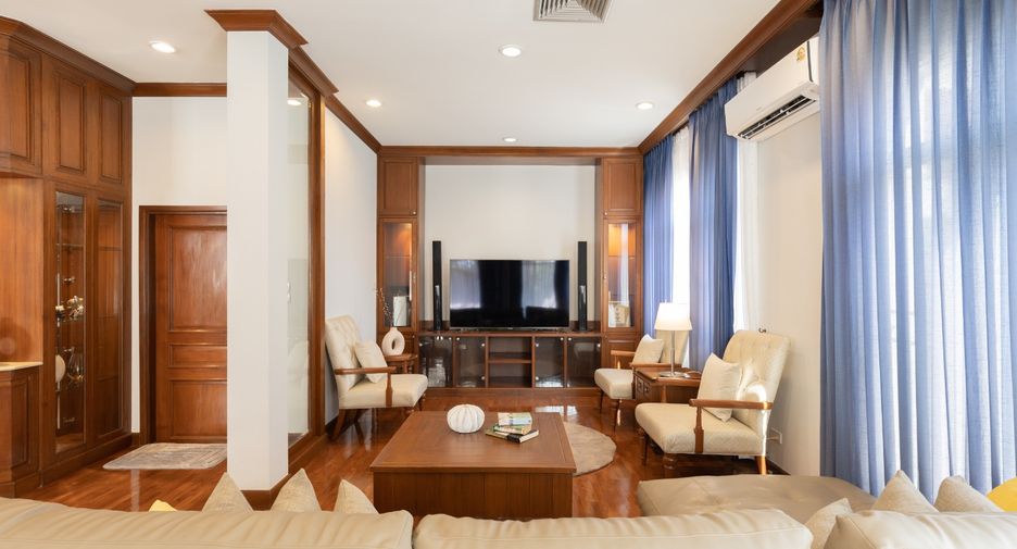 À vendre 7 chambres villa à Mueang Chiang Mai, Chiang Mai