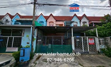 Casa adosada en venta de 2 habitaciones en Sai Mai, Bangkok