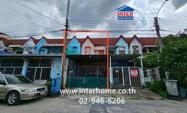 Casa adosada en venta de 2 habitaciones en Sai Mai, Bangkok