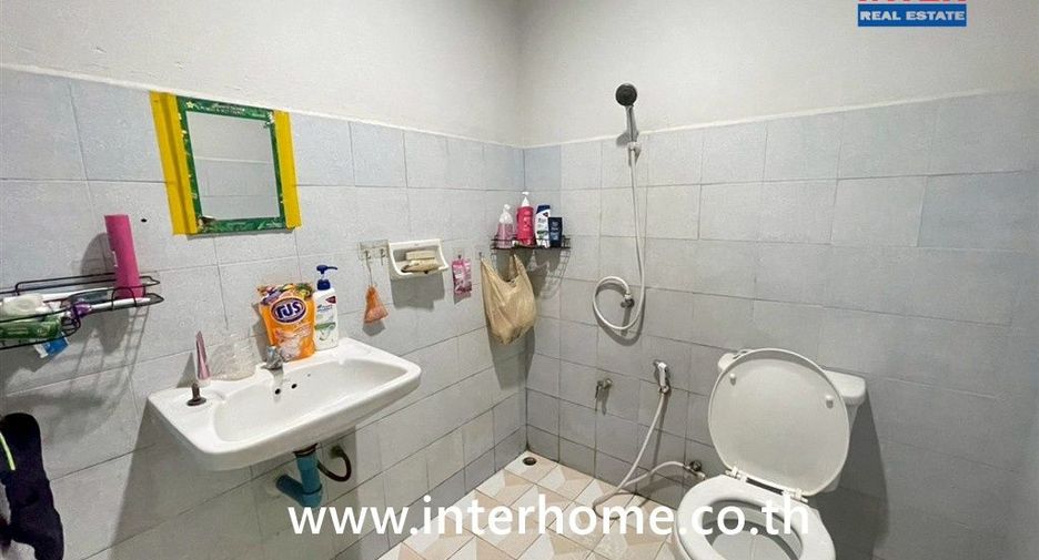 Casa adosada en venta de 2 habitaciones en Sai Mai, Bangkok