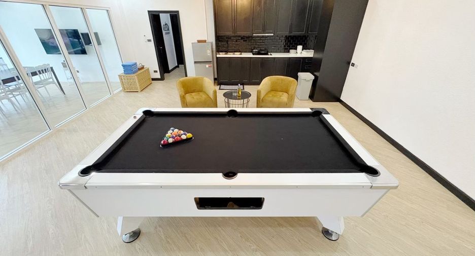 For sale 3 bedrooms house in Pratumnak, Pattaya