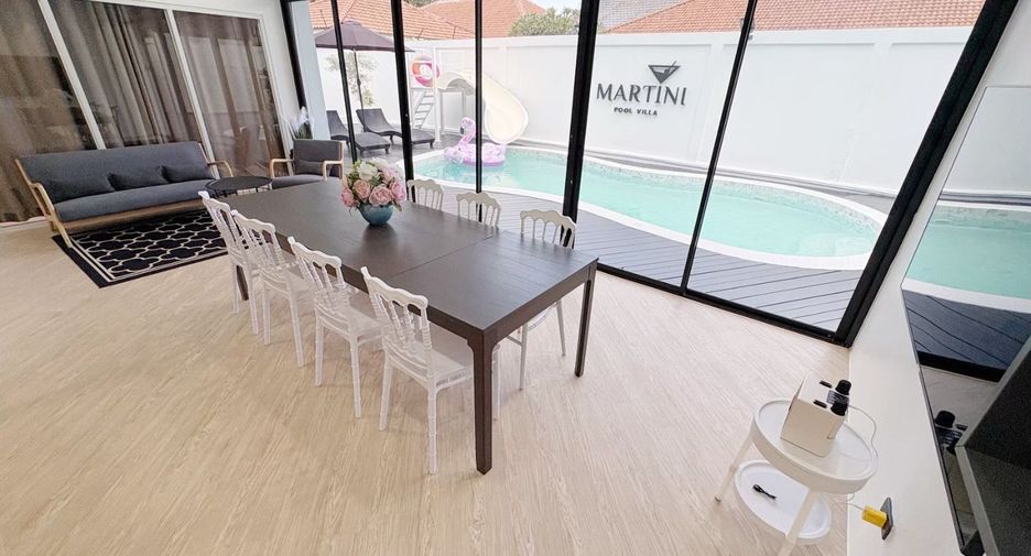 For sale 3 bedrooms house in Pratumnak, Pattaya