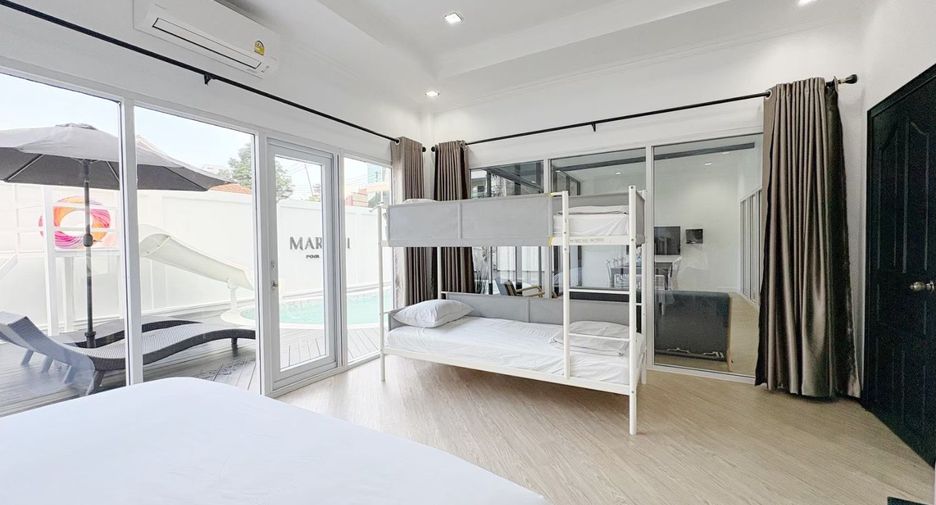 For sale 3 bedrooms house in Pratumnak, Pattaya