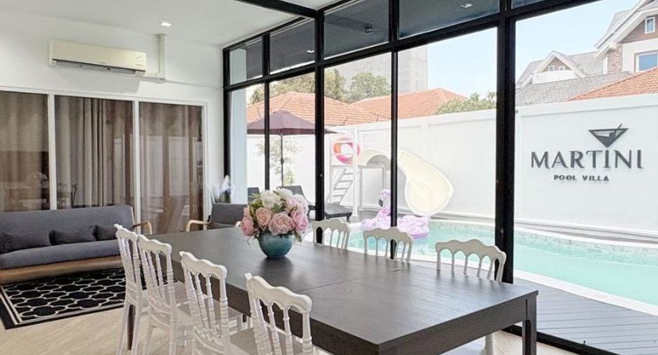 For sale 3 bedrooms house in Pratumnak, Pattaya