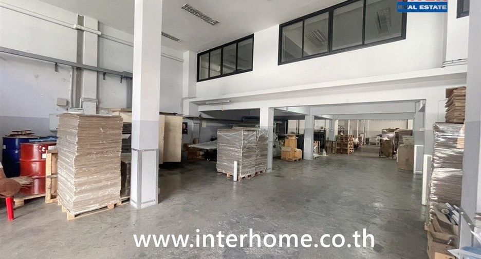 Local comercial en venta de 3 habitaciones en Bang Bon, Bangkok