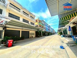 For sale 3 bedrooms retail Space in Bang Bon, Bangkok