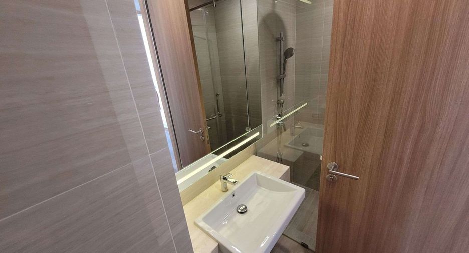 For rent 2 ベッドルーム condo in Watthana, Bangkok