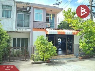 For sale 3 bedrooms townhouse in Nong Chok, Bangkok