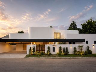 For sale 4 bedrooms villa in Mueang Chiang Mai, Chiang Mai
