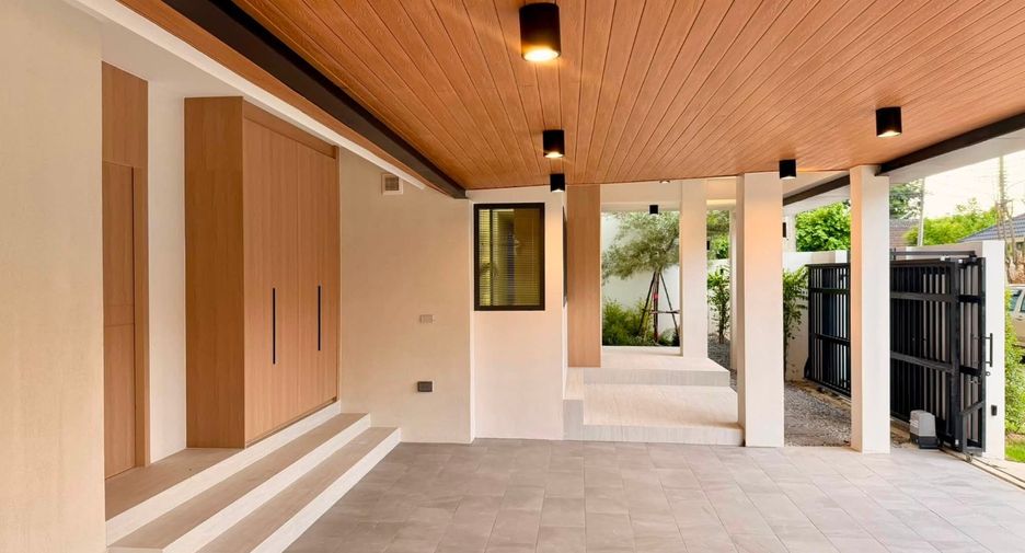 Villa en venta de 4 habitaciones en Mueang Chiang Mai, Chiang Mai