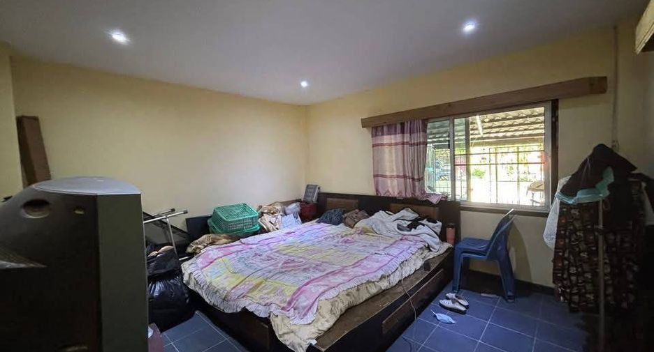 For sale 3 bedrooms townhouse in Mueang Chiang Mai, Chiang Mai