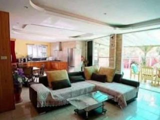 For sale 3 bedrooms townhouse in Mueang Chiang Mai, Chiang Mai