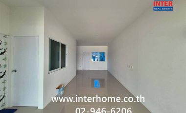 Casa adosada en venta de 2 habitaciones en Lam Luk Ka, Pathum Thani