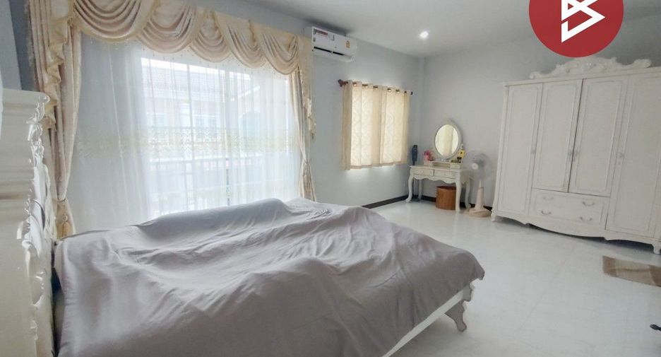 For sale 3 bedrooms townhouse in Mueang Samut Sakhon, Samut Sakhon