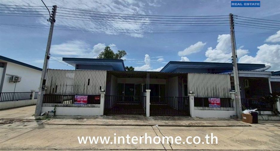 Casa adosada en venta de 2 habitaciones en Lam Luk Ka, Pathum Thani