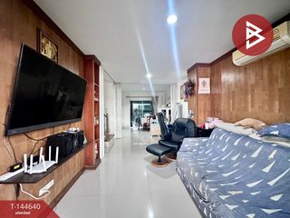 For sale 3 bedrooms townhouse in Si Racha, Chonburi