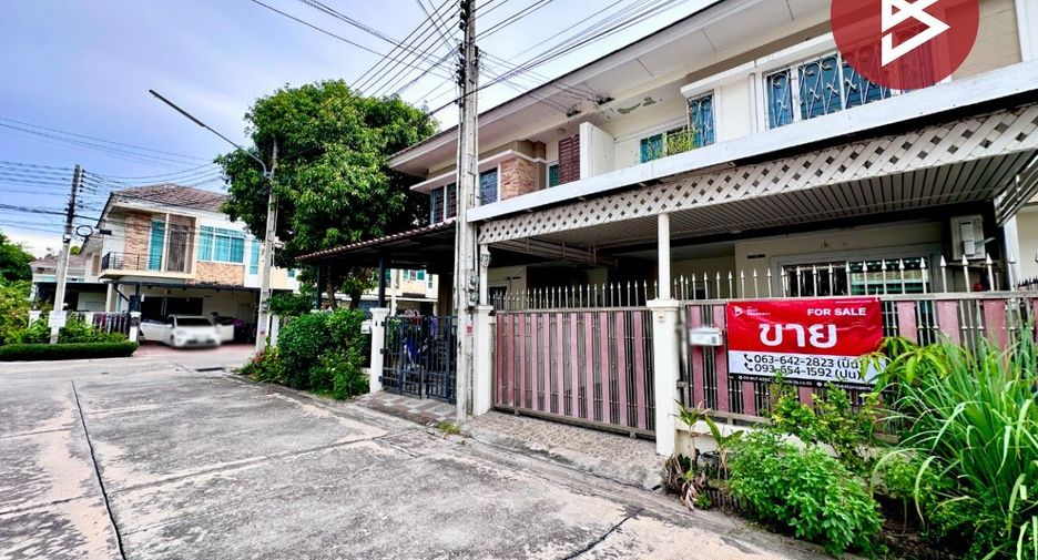 For sale 3 bedrooms townhouse in Si Racha, Chonburi