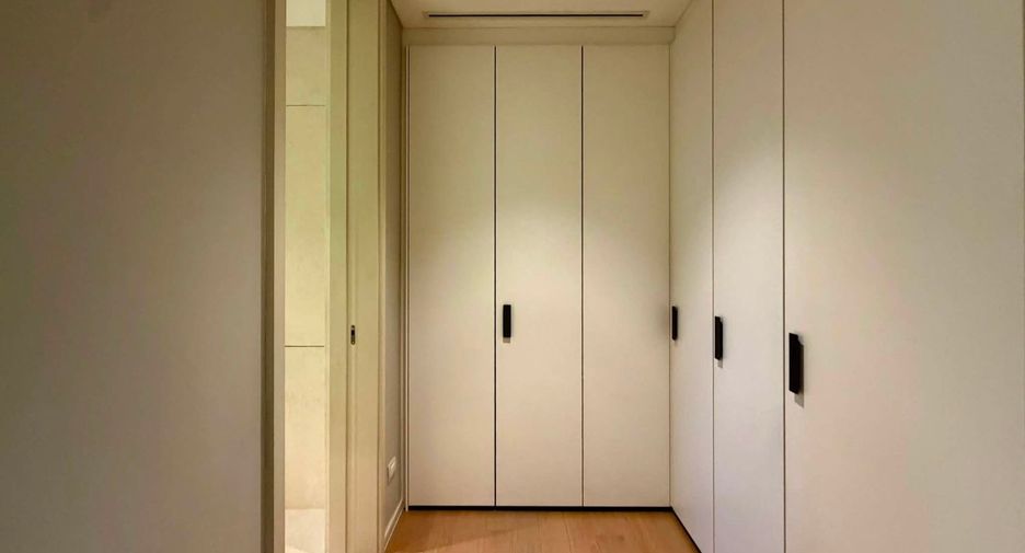 For sale 2 bedrooms condo in Pathum Wan, Bangkok
