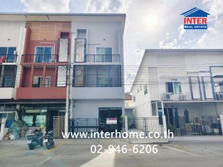 For sale 4 bedrooms townhouse in Khlong Sam Wa, Bangkok