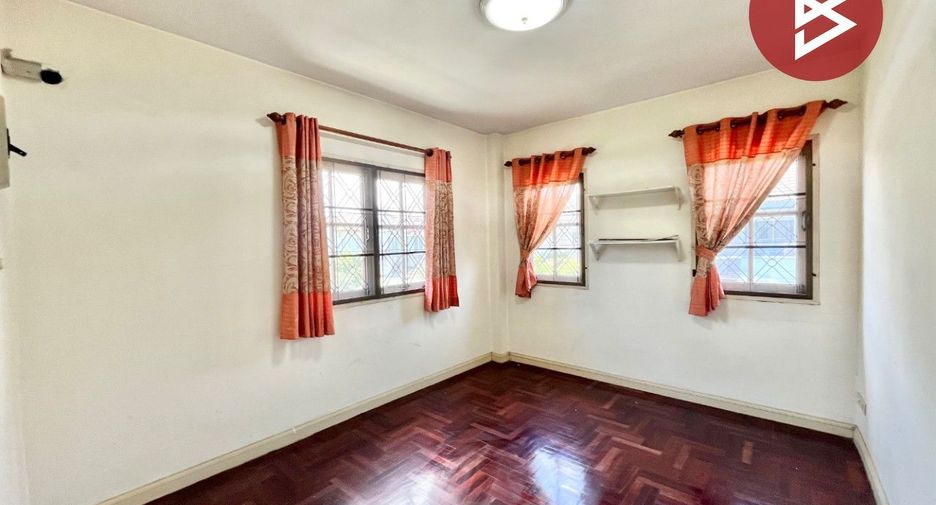For sale 3 bedrooms house in Mueang Samut Prakan, Samut Prakan