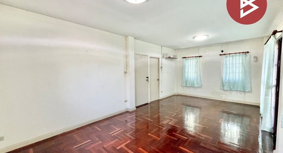 For sale 3 bedrooms house in Mueang Samut Prakan, Samut Prakan