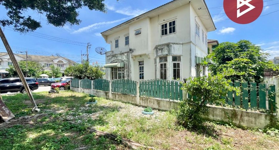 For sale 3 bedrooms house in Mueang Samut Prakan, Samut Prakan