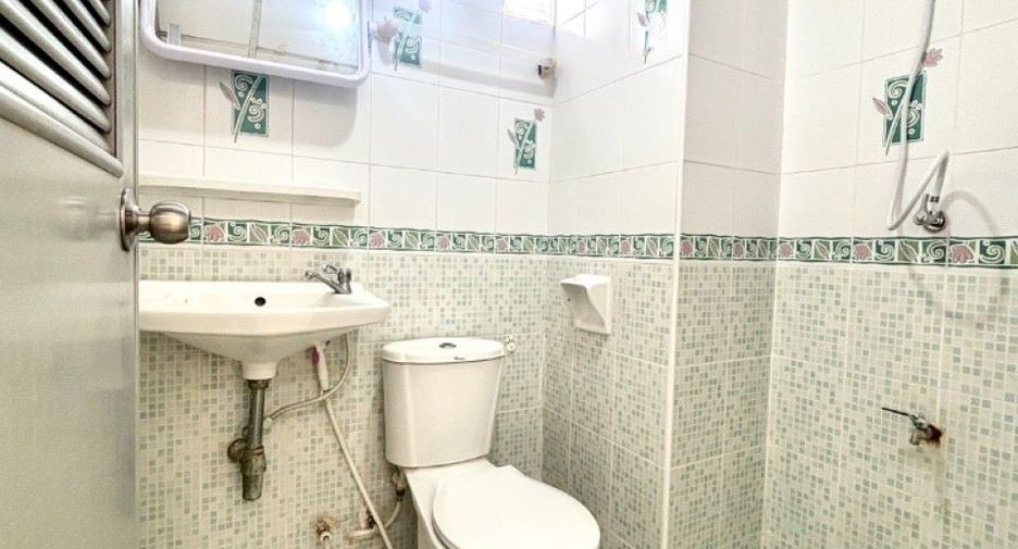 For sale studio apartment in Bang Phli, Samut Prakan