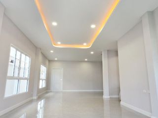 For sale 4 bedrooms house in Bueng Kum, Bangkok