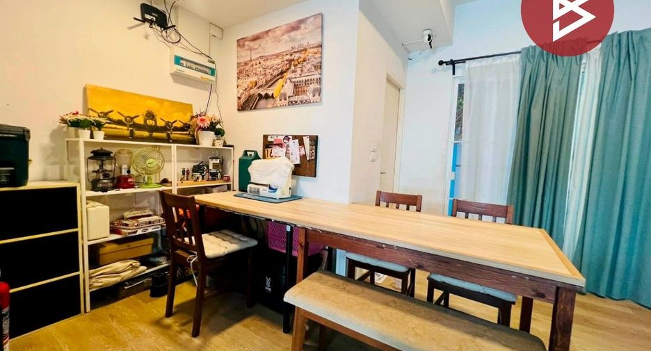 For sale 2 bedrooms townhouse in Mueang Samut Prakan, Samut Prakan