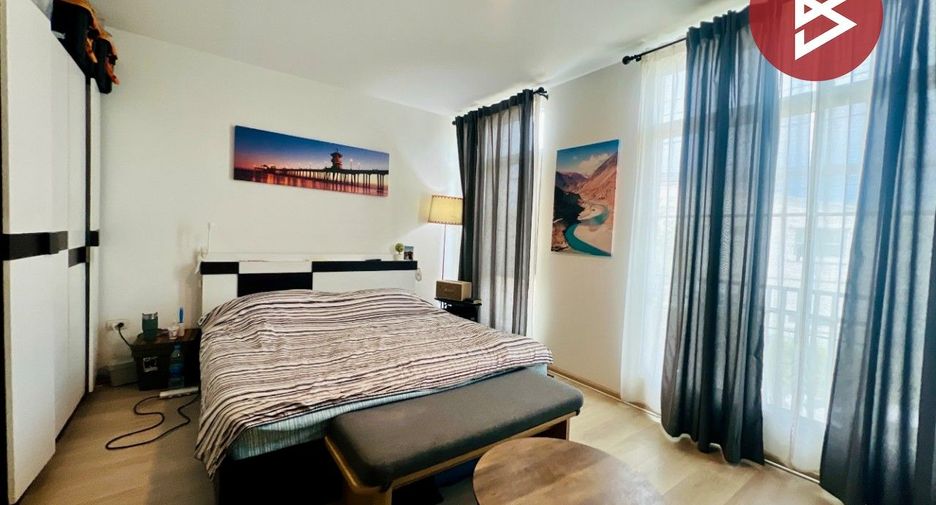 For sale 2 bedrooms townhouse in Mueang Samut Prakan, Samut Prakan